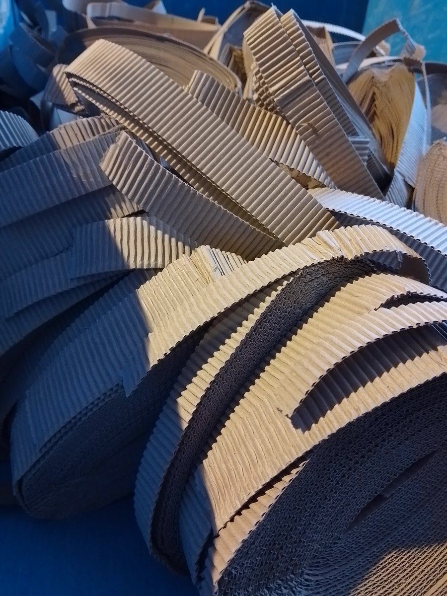 Corrugated surplus used for Greenbox insulation